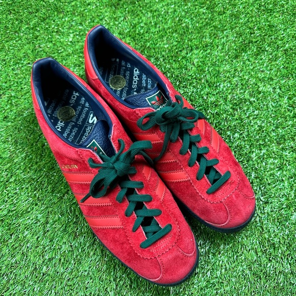 USED ADIDAS ORIGINALS BLACKBURN CITY SERIES TRAINERS SZ 13 RED SUEDE GREEN BLACK - Picture 3 of 8